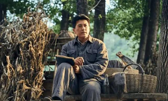 总局收视榜:《小巷人家》被吊打,《宿敌》第三,第一实至名归