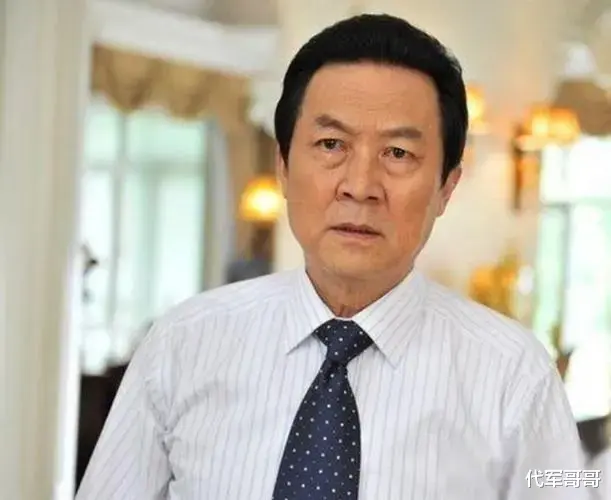 原来他早已离世！照顾患癌妻子43年，自己却不幸猝死片场