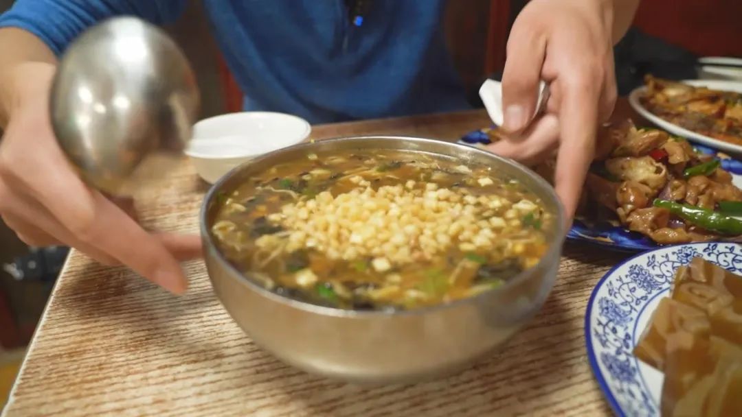 新客不知道，老客专享的小馆子，主打难得“糊涂”