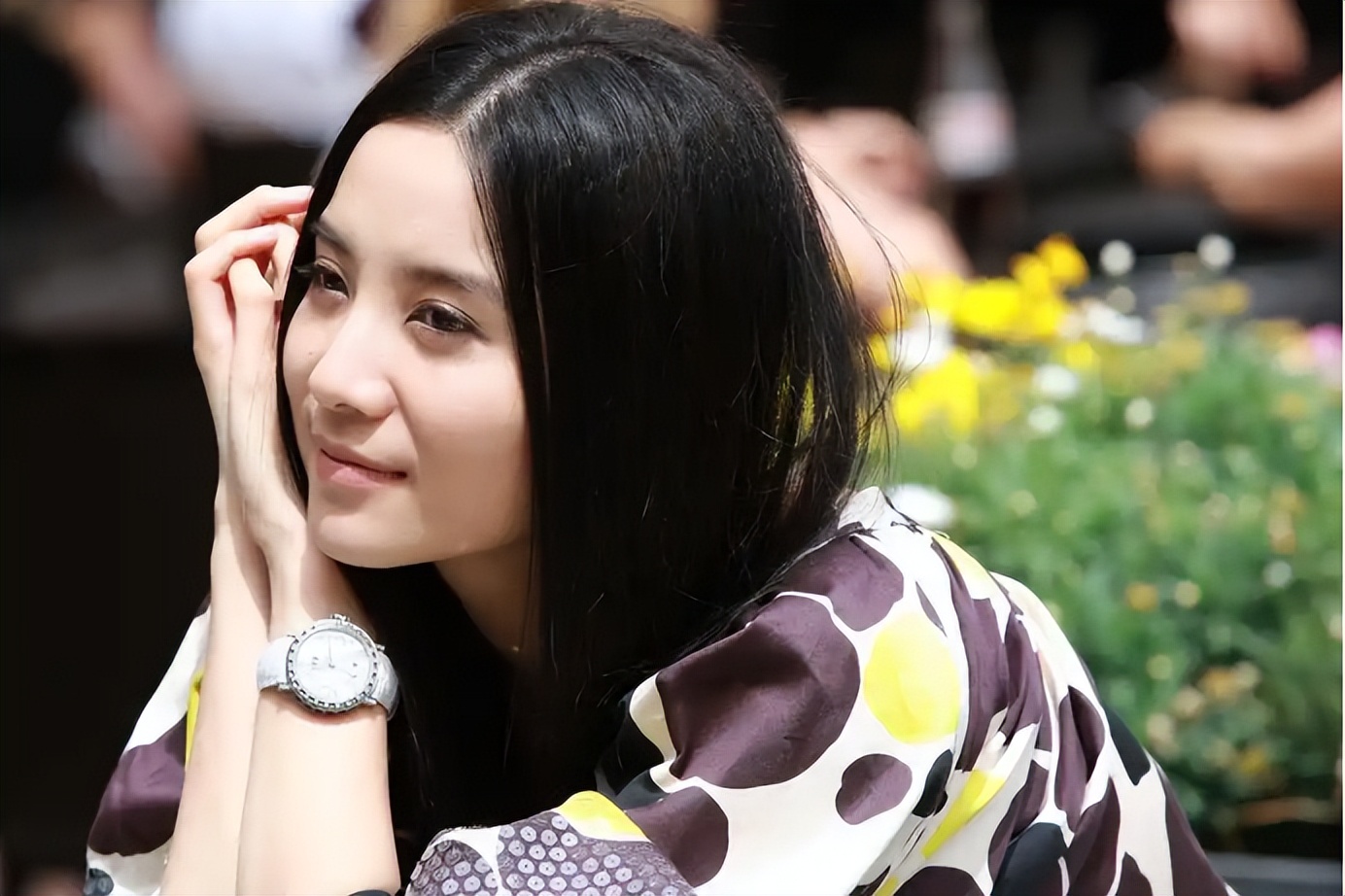 这一次,姐弟恋的“残酷现实”,在44岁宋佳身上展现得淋漓尽致!