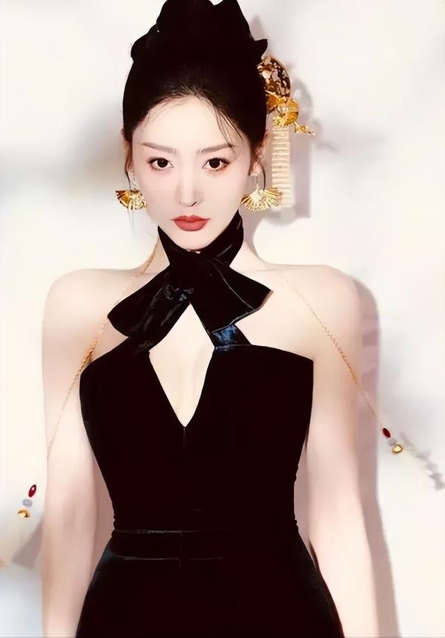 滤镜下是美女，现实中是“女鬼”！这些瘦到病态的明星，真恐怖