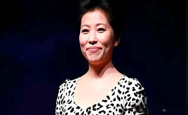 她是体坛最大败类！卷走数十亿逃往美国，如今购飞机住豪宅遭唾骂?