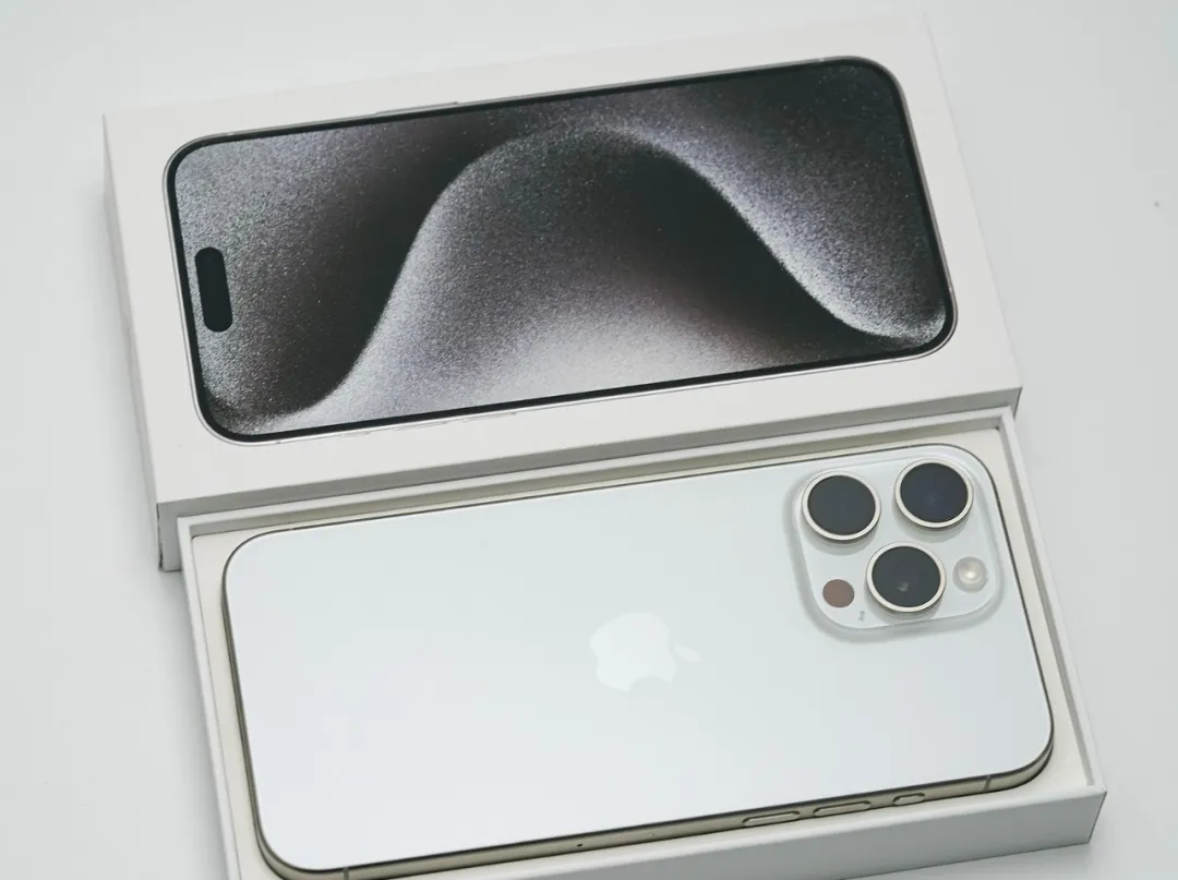 当前最值得购买的三款苹果手机,一款售价低,一款提升大,另外一款降价幅度大!