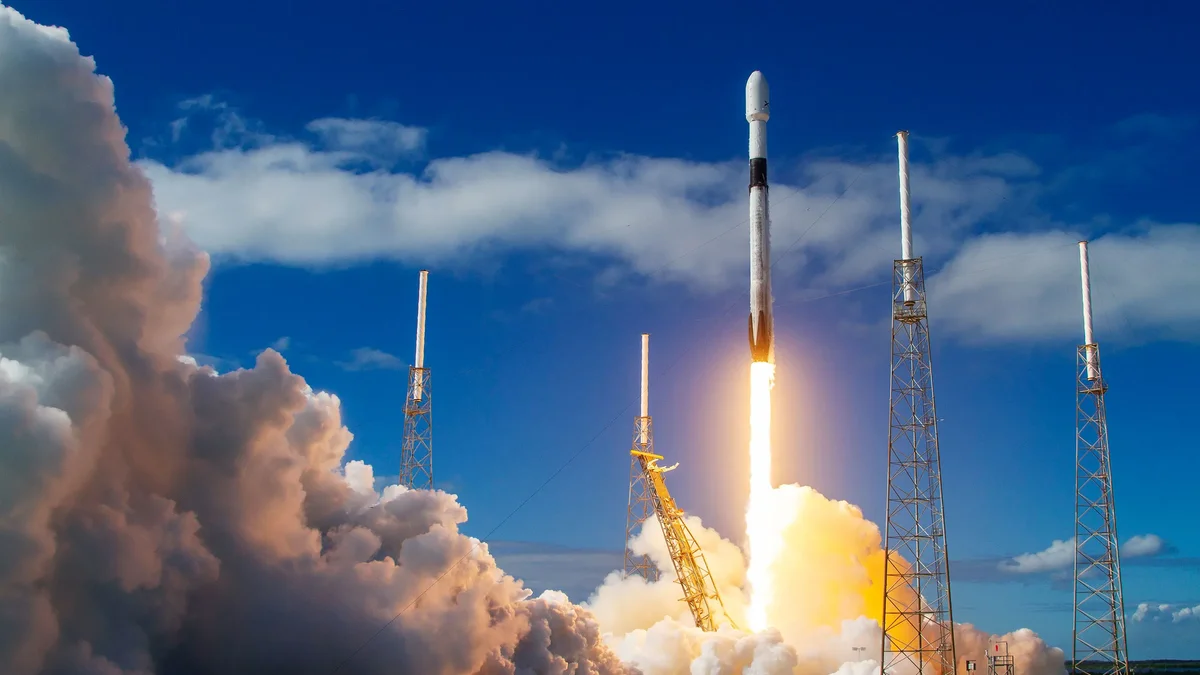 SpaceX 距离为 T-Mobile 用户提供直接到手机卫星服务仅剩五次发射