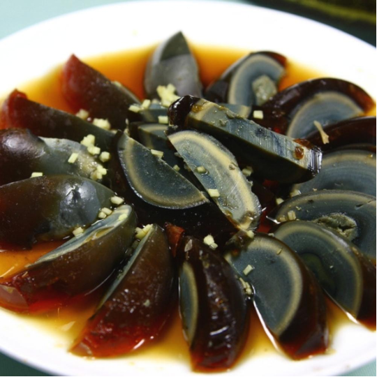 医生告诫：人老了，宁愿吃雪糕冰棍，都不要多吃这3种凉菜