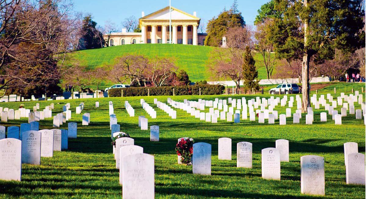 殡葬本科、婚姻本科!遥遥领先!