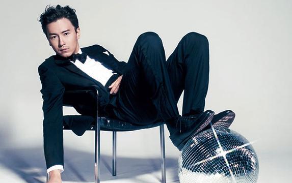 郑元畅晒出自己的豪宅,完全是现实版的江直树,在家下厨太帅气了