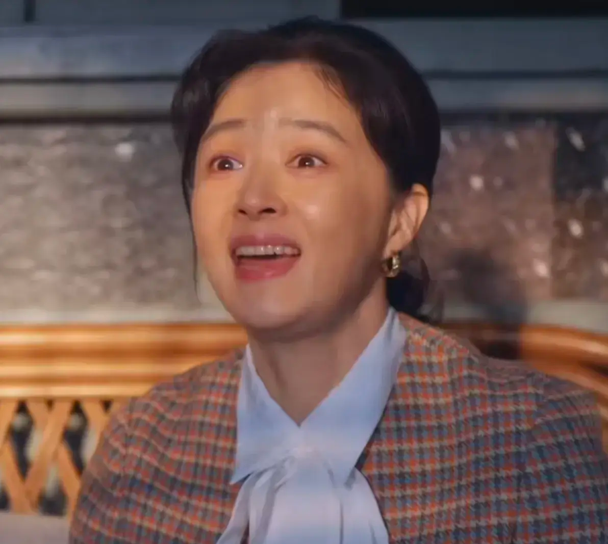 《小巷人家》再次扯掉内娱遮羞布!石云鹏无戏可拍,蒋欣颗粒无收