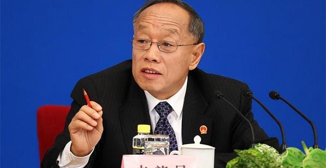 哈佛学霸,外交部长之子,歌唱家阎维文婿,李肇星之后的精英之路