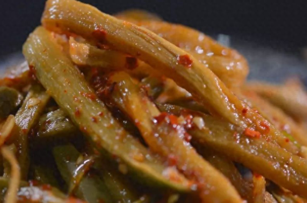 为什么老一辈人经常吃咸菜，但却很少高血压、癌症？告诉你答案