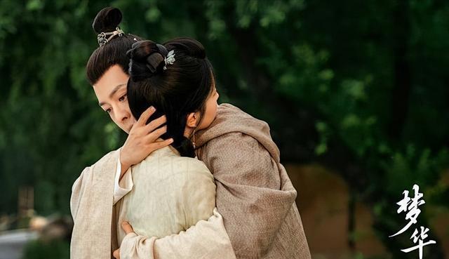 一场刘亦菲37岁生日宴,娱乐圈的“人情冷暖”,展现得淋漓尽致