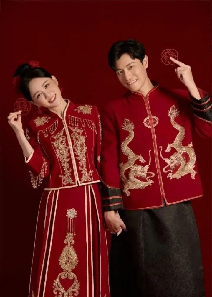 46岁陈乔恩和小9岁富三代补办婚礼，连婚纱照都是接商单，这豪门嫁得真掉价！