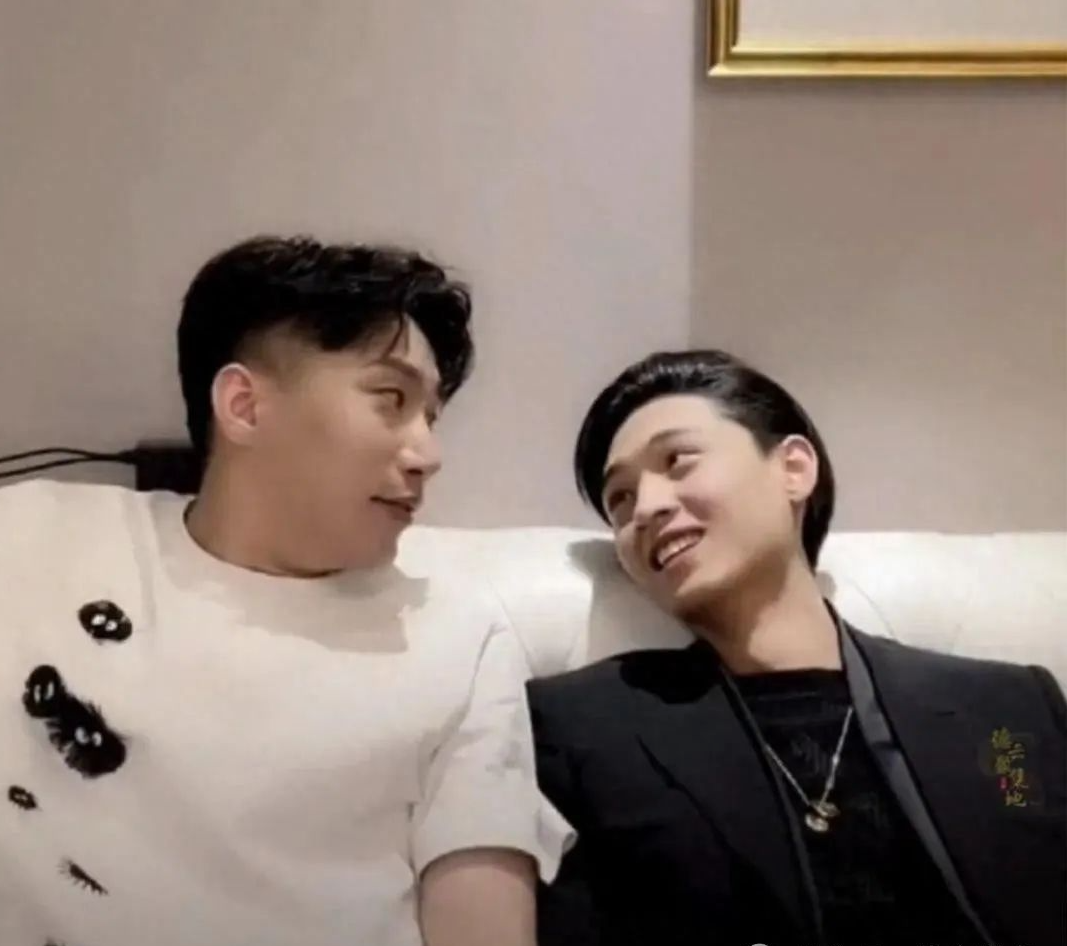 德云社秦霄贤、何九华强势回归，在纲丝节同台，粉丝直呼没遗憾