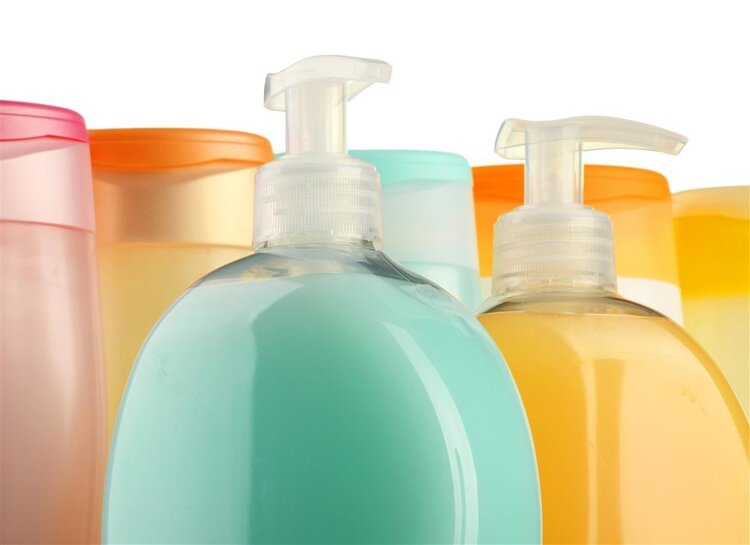 我国癌症高发，是洗洁精惹的祸？提醒：这4种洗洁精真的要少用