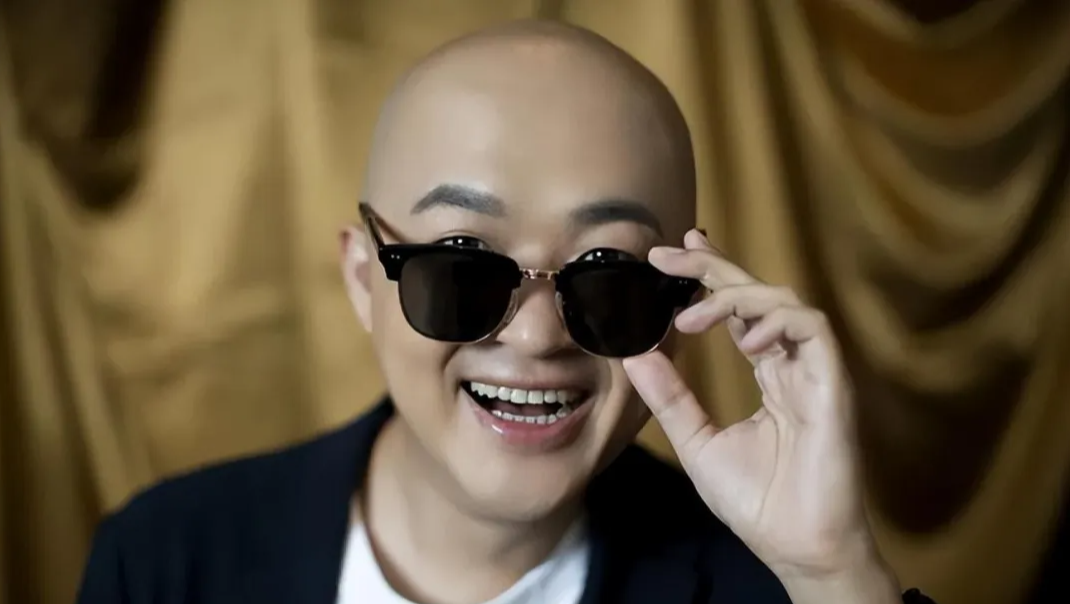 戏还没演明白,却装模作样当起了导演、编剧,这4位明星不脸红吗