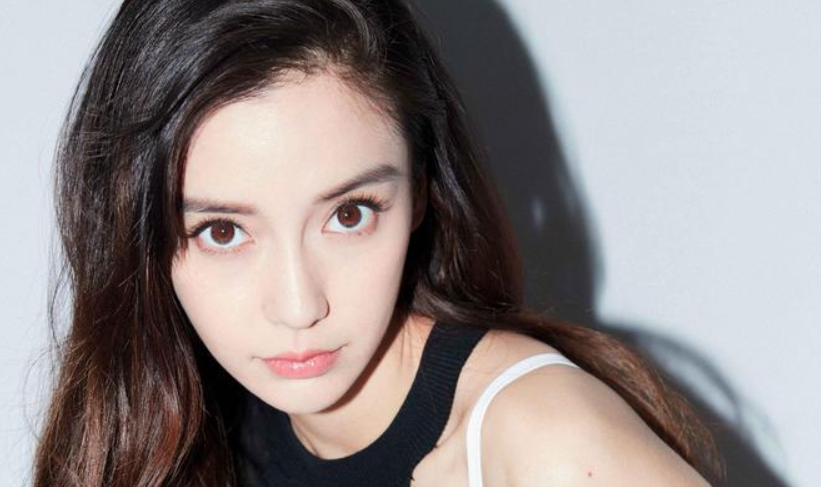 Angelababy强势回归!直播带货700万人观看,背后金主非同一般