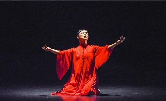 生恩不如养恩!金星20年前领养的三个孩子,现在长成了这个这样子