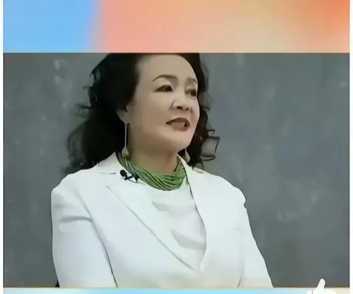 大S离婚律师赖芳玉翻车？似乎说被大S骗惨，曾打赢过16亿离婚官司