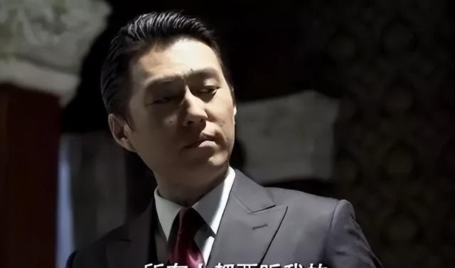 明明演技烂,却被吹上天的5位老戏骨,网友:只长年纪不长演技!