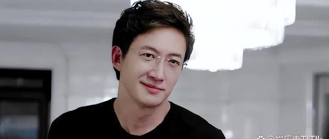 王阳坦言：我最明智的选择是与蒋欣分手，成功娶了年轻四岁的高斯