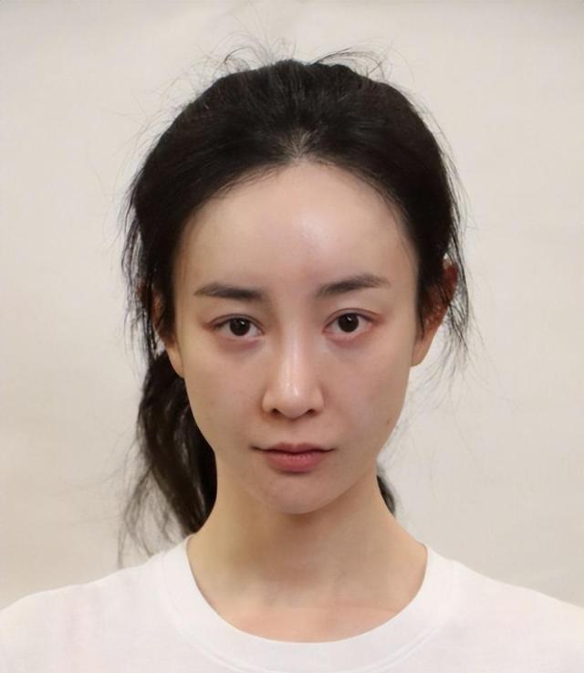 笑掉大牙,以为她们是退圈了,原来是整容后面目全非没认出来