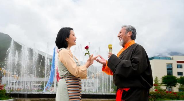 今晚震撼首播！24集都市大戏强势来袭，或成年度惊喜神作