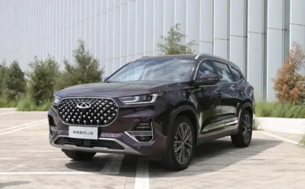 奇瑞SUV上市，5座和7座可选，油耗低至3.8L，续航1600公里