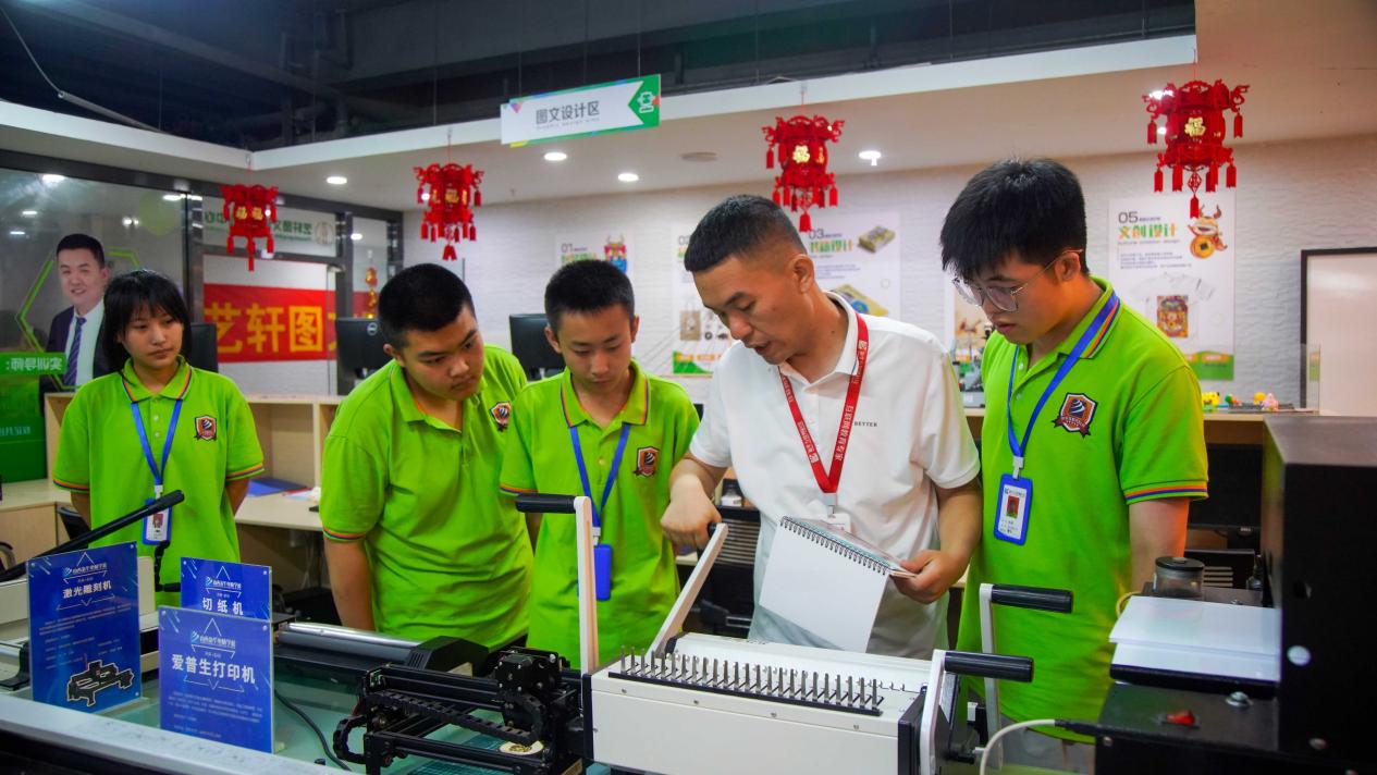 给家长丨初中生中考没考上高中怎么办? 读中职有前途吗?