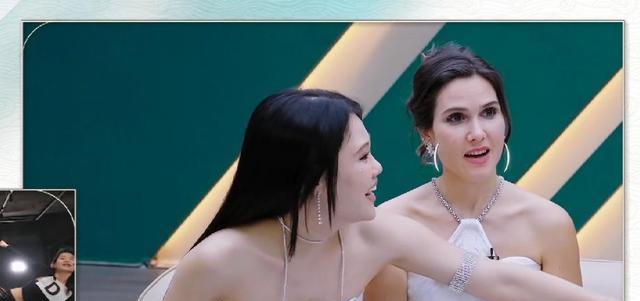 给《下雨天》道歉，从《Bangbang》听到鸭子叫？网友评论有点幽默