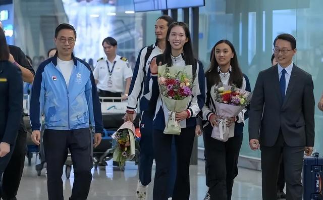 万万没想到，41岁的霍启山竟然以这种方式，成为了“全网焦点”！