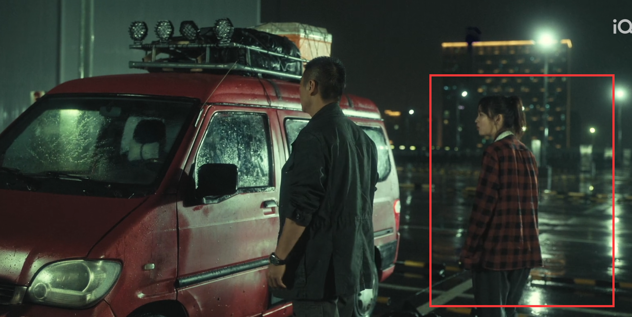 成本仅500万,《危险证据》首映夺第一,徐佳又抓到动作片王炸?