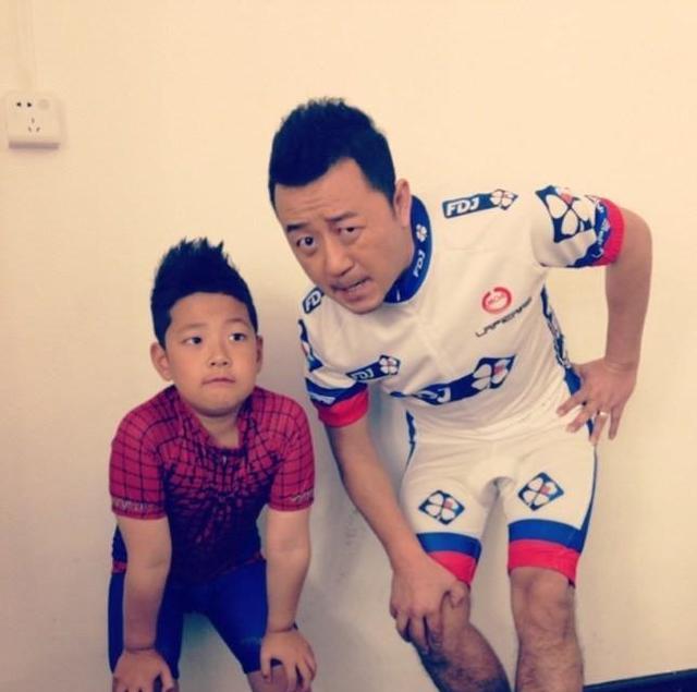 胡军|基因不会骗人，看《爸爸去哪儿》的7位萌娃，10年后差别一目了然