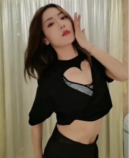 白冰: 曾经的“京城四美”,让人大饱眼福的身材与美貌