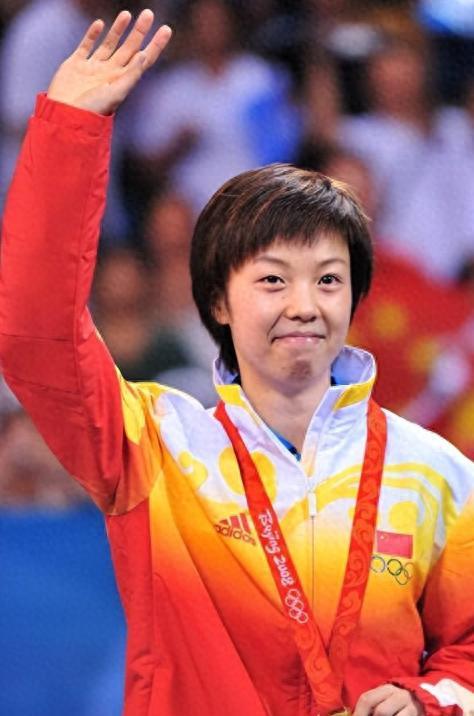 谁也想不到,袁立“不要”的男人,居然在张怡宁这里闪闪发光