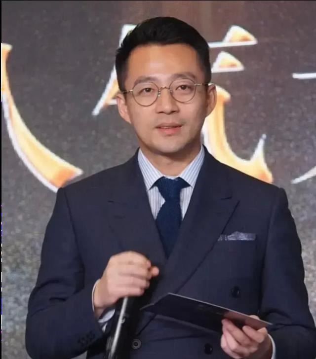 大S 夺画失败,汪小菲不再惯着她并质问:你受的哪门子委屈?