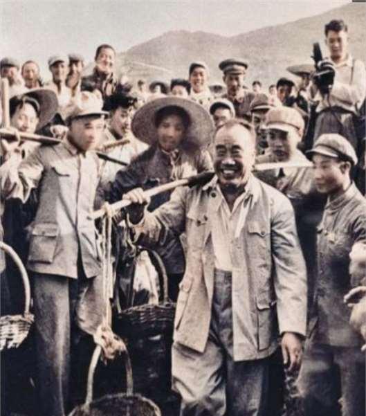 演员王伍福:一生只演朱老总,从不走穴,康克清见他后颤抖得落泪