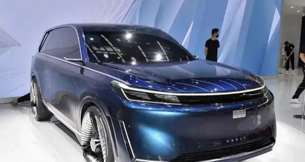 吉利发布史上最大SUV，续航破2000公里，硬撼华为理想ModelY