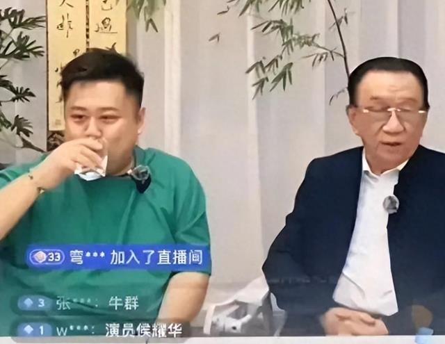 百万粉网红条子哥直播翻车!被弹幕齐刷破防下播,网友评论太扎心