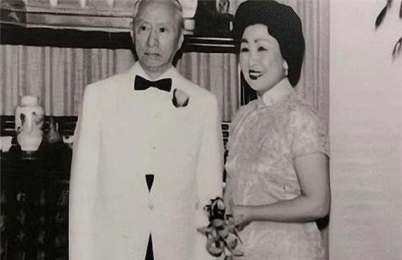 复旦校花：112岁仍坚持化妆，爱吃肥肉甜食，晚年透露长寿秘诀