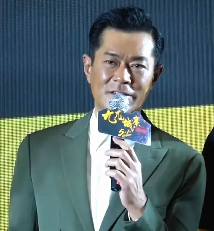 都是一天只吃一顿饭,53岁古天乐和49岁钟汉良,感觉差辈了