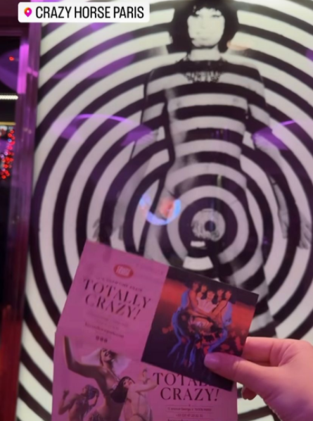 怀孕6个月还带老公去看疯马秀,这位女星,是真的不怕丈夫出轨?