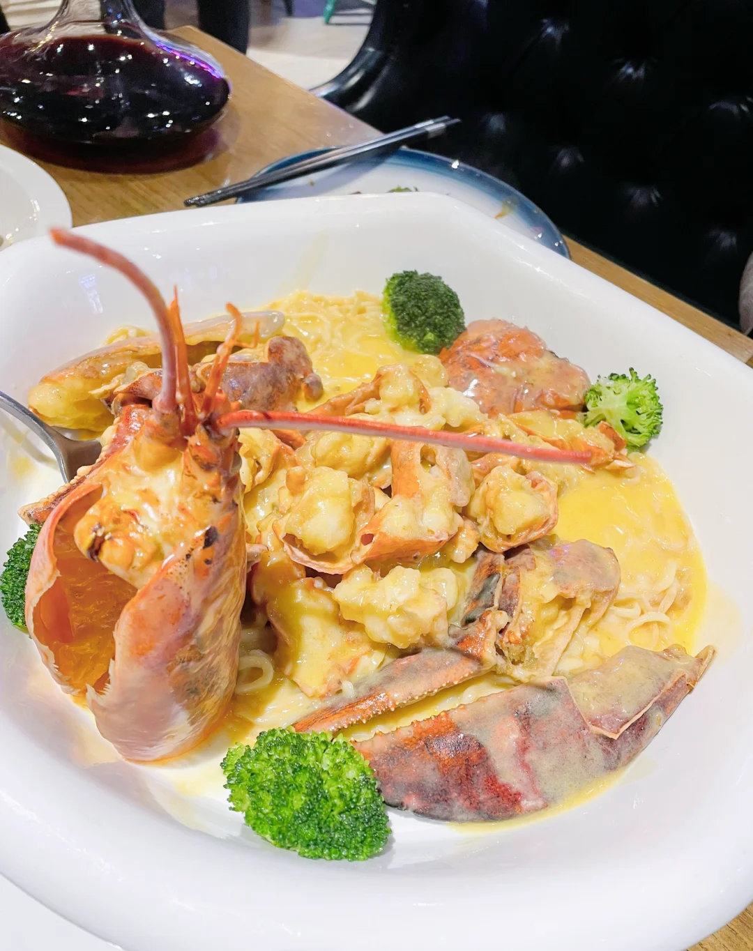 又暴雷!20年知名沪上老牌“凉了”,超40家门店欠薪、一夜闭店