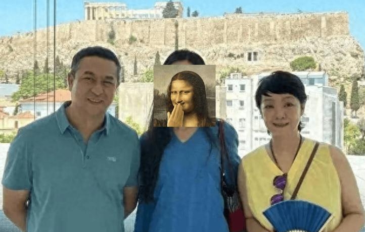 张嘉译携妻子希腊度假,54岁白发苍苍,妻子大妈式打扮太接地气!