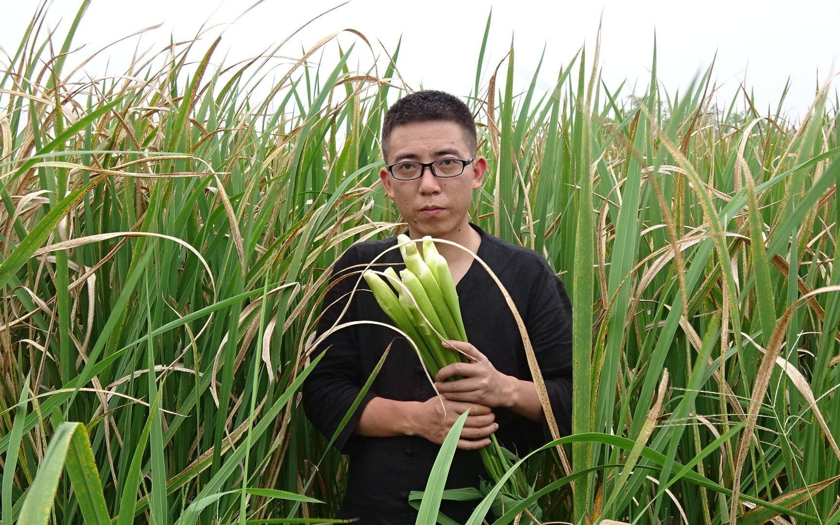 42岁男子查出肝癌晚期,医生直言:常吃这3种食物,肝想不癌变都难