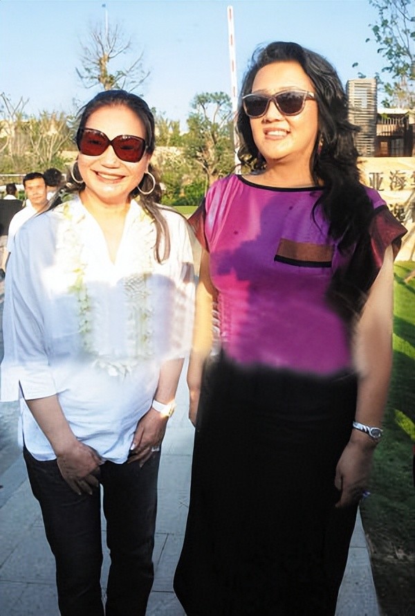 大S妈妈喊话张兰:我们不稀罕你家资产,具俊晔打碟一样能养我们