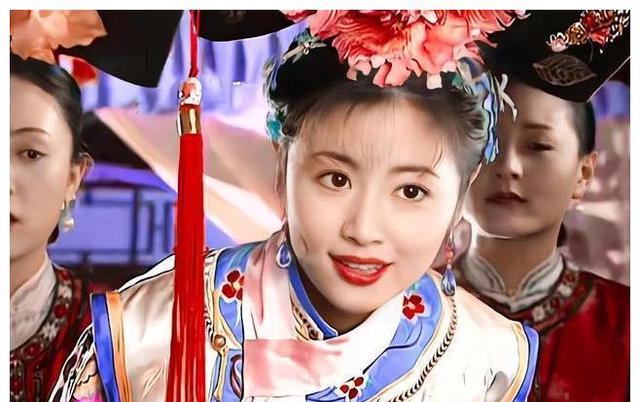 “白月光”林心如的堕落史,她背后的故事,远比你想得更恶劣