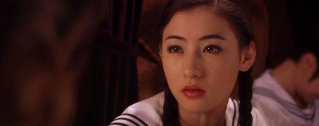 这一次,42岁的张柏芝将挡在身前面的遮羞布撕破了