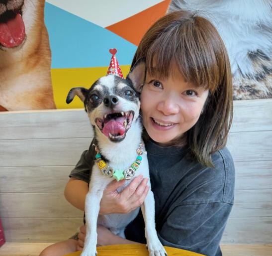 恭喜！香港知名女星突然宣布结婚，曾哭诉感情坎坷，总输给第三者