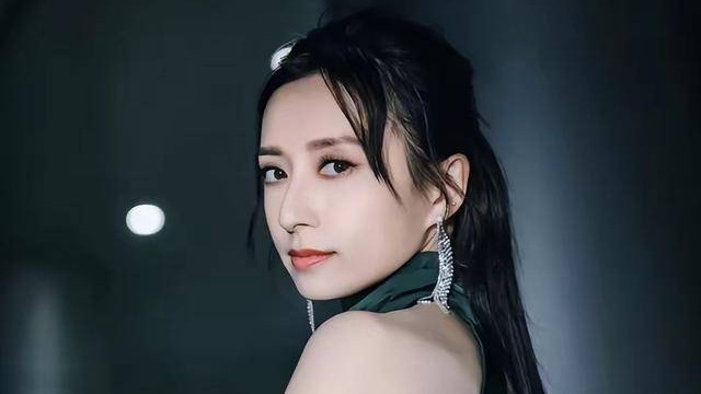 TVB视后担任台庆司仪，没剧拍仍感恩公司