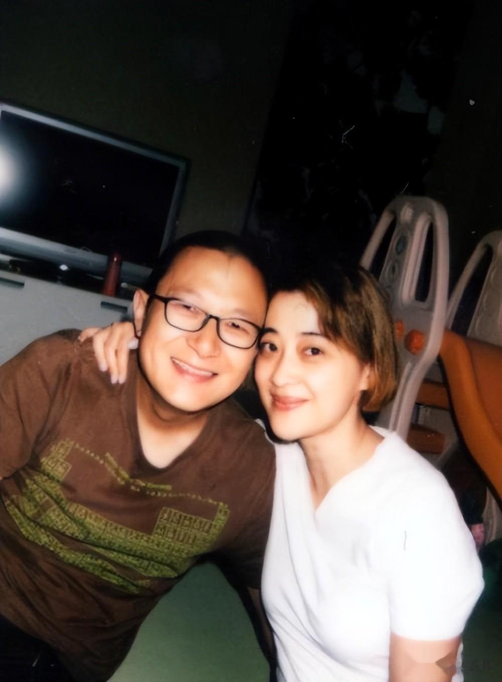 原来他们是梅婷的公婆，待儿媳如亲生女儿，老两口把孙女宠成宝！